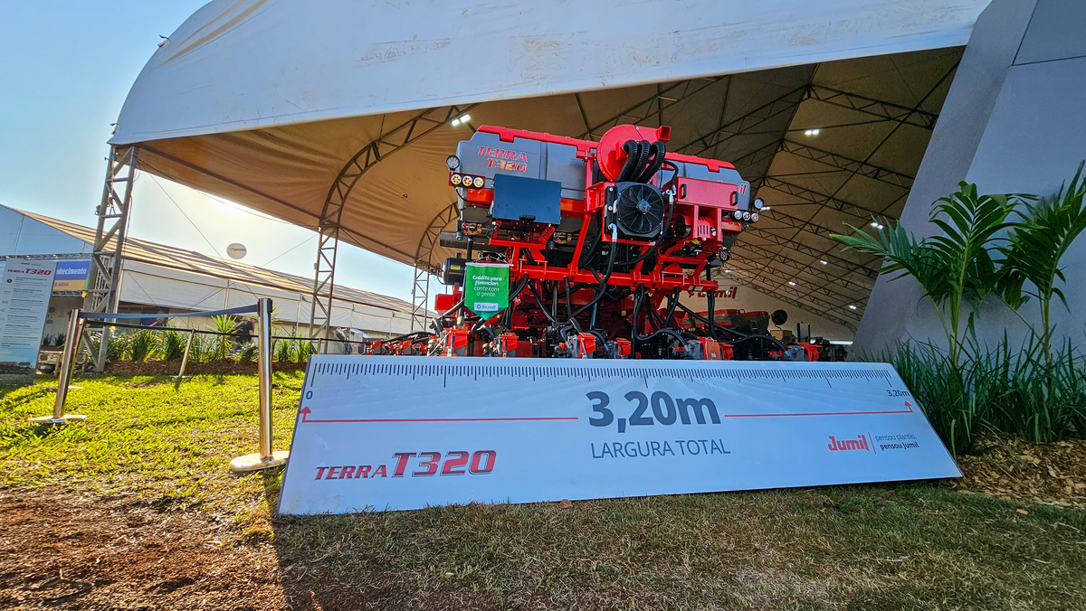 cobertura-fotografica-stand-jumil-na-agrishow-2024