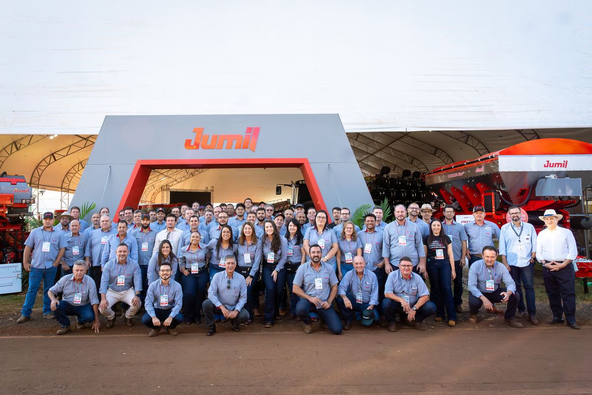 cobertura-fotografica-stand-jumil-na-agrishow-2024