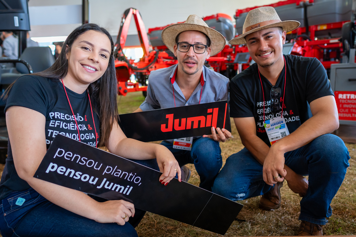 cobertura-fotografica-stand-jumil-na-agrishow-2024