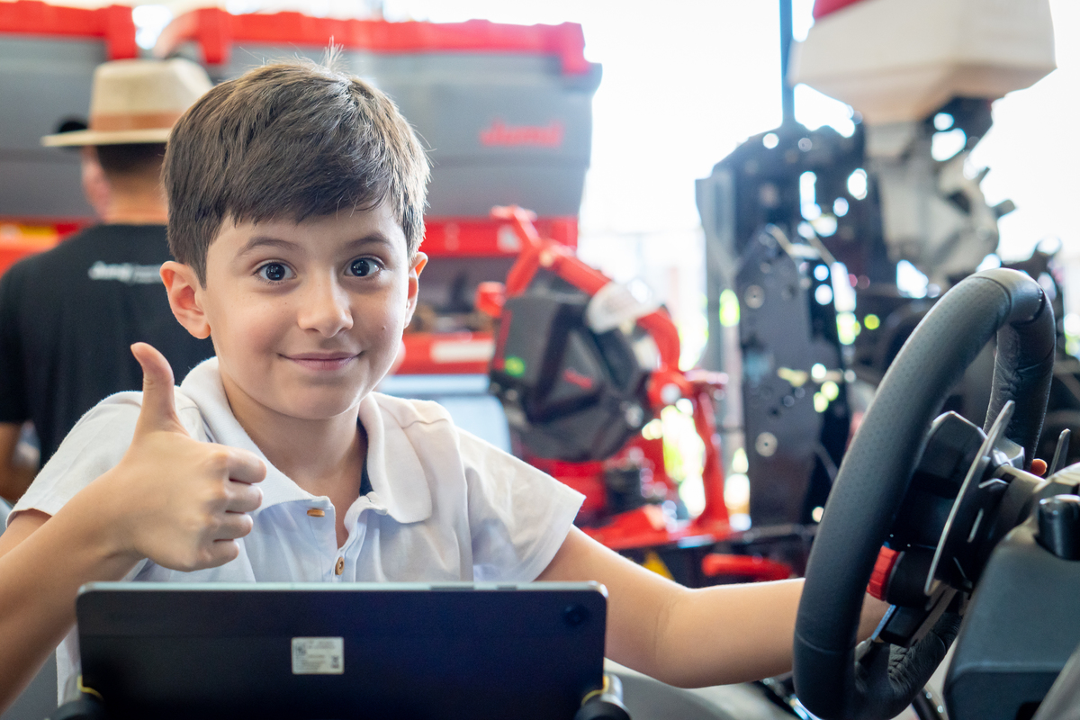 cobertura-fotografica-stand-jumil-na-agrishow-2024