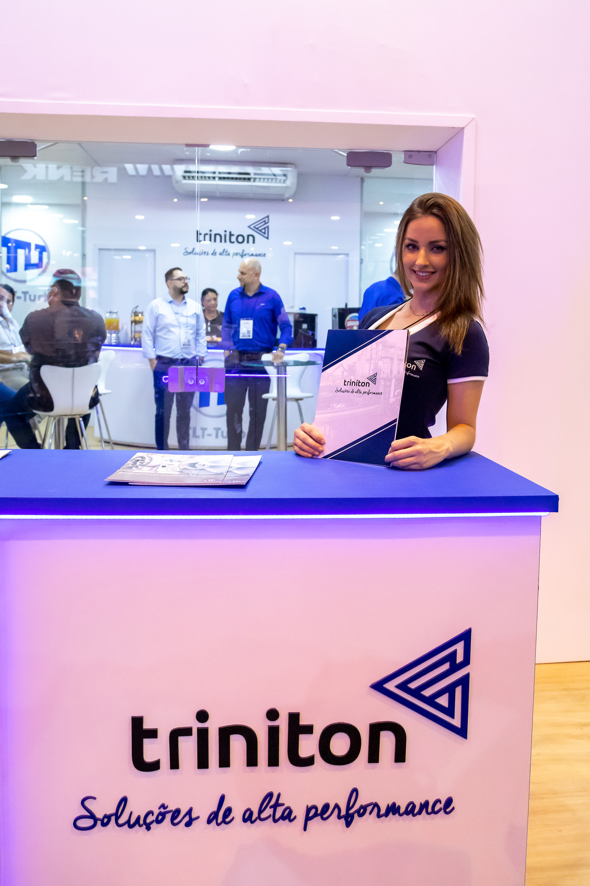 Capturando a Grandeza do Stand da Triniton na Fenasucro 