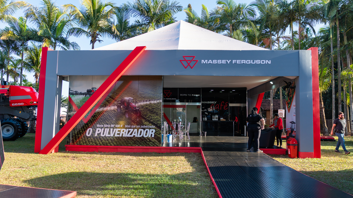 Fotografando Inovação e Tradição: Massey Ferguson na Feira Copercitrus 