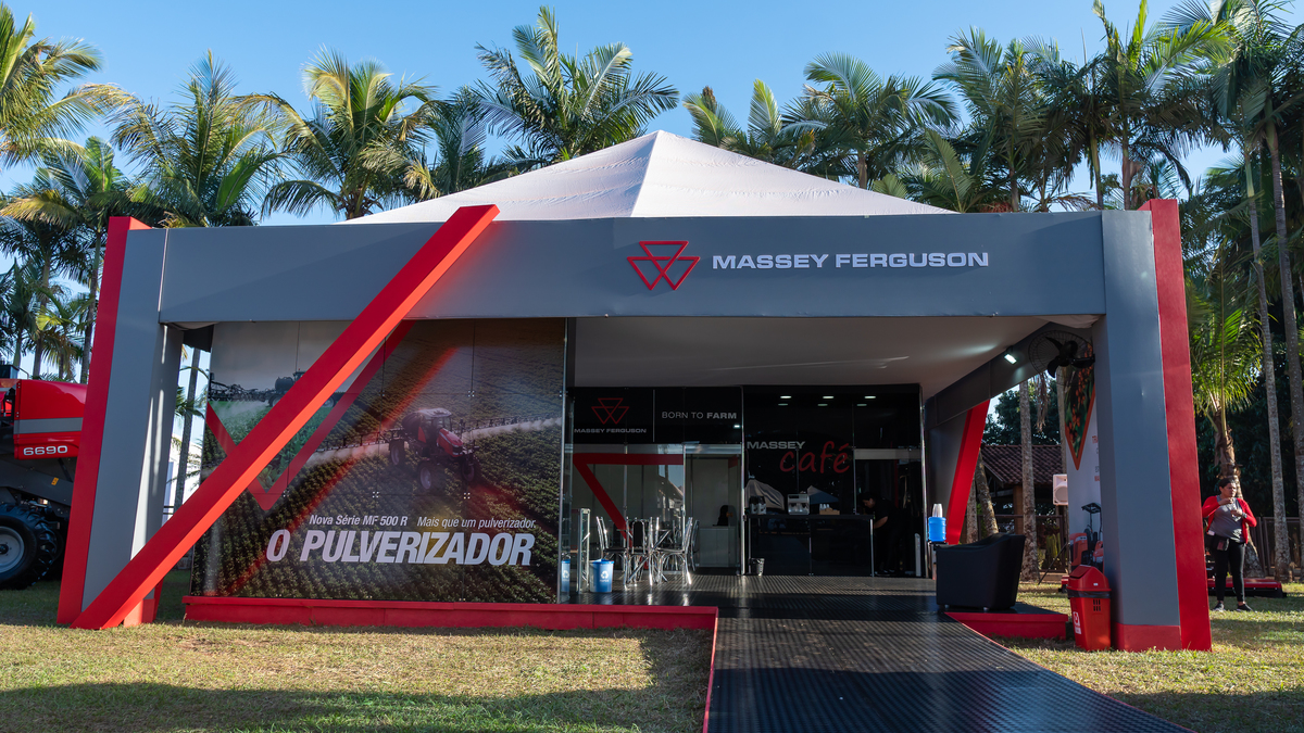 Fotografando Inovação e Tradição: Massey Ferguson na Feira Copercitrus 