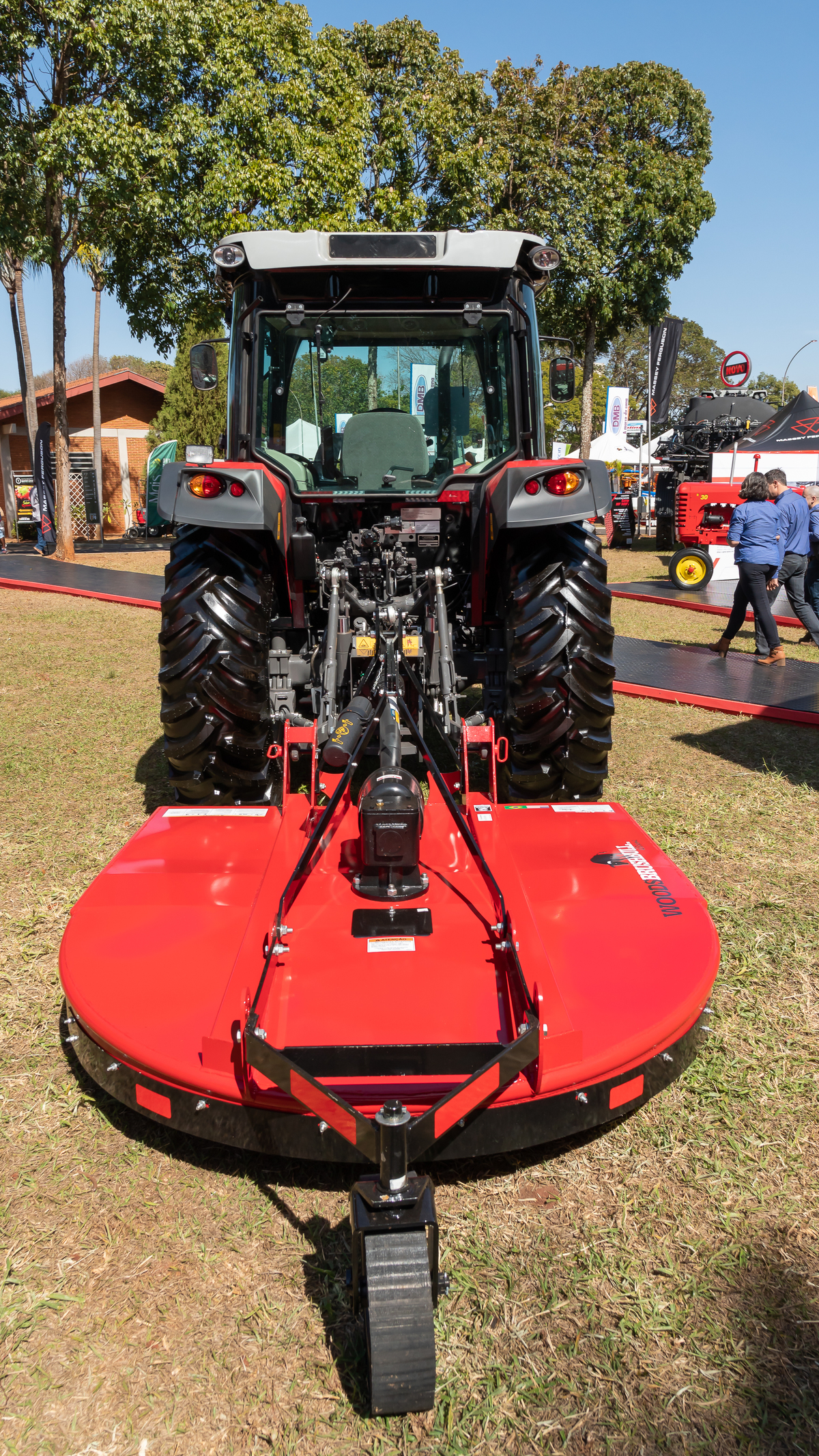 Fotografando Inovação e Tradição: Massey Ferguson na Feira Copercitrus 