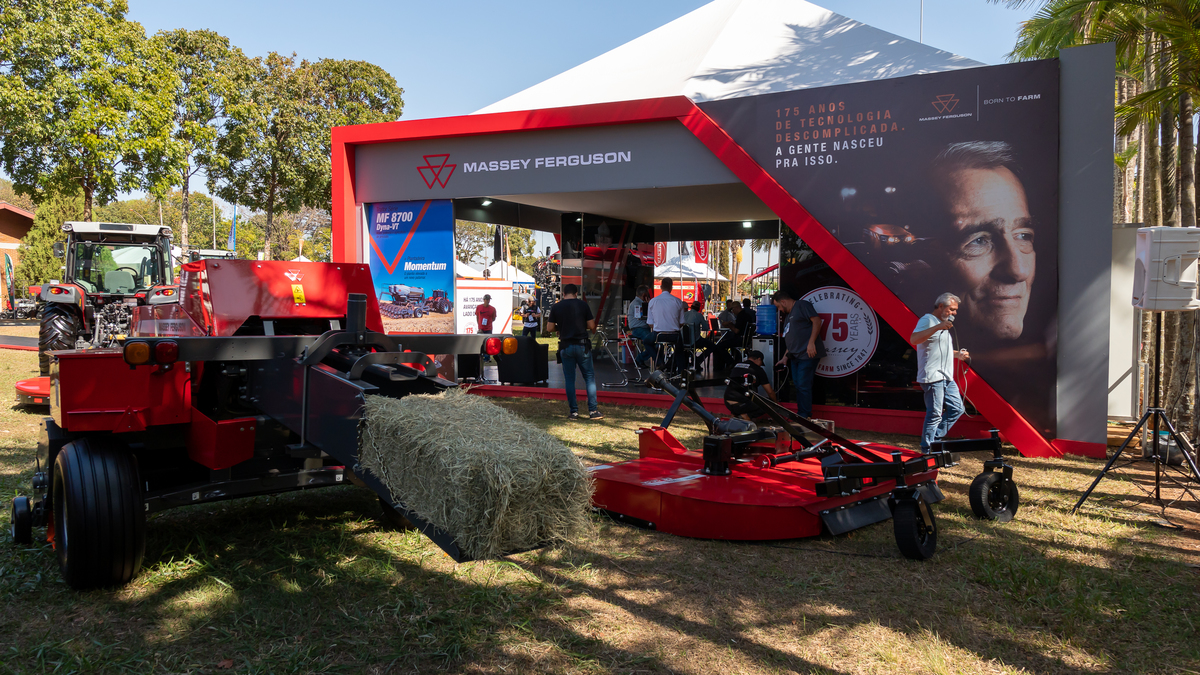 Fotografando Inovação e Tradição: Massey Ferguson na Feira Copercitrus 