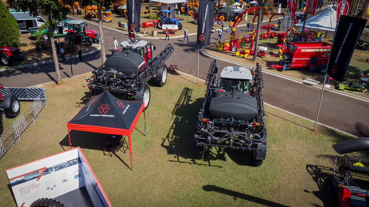 Fotografando Inovação e Tradição: Massey Ferguson na Feira Copercitrus 