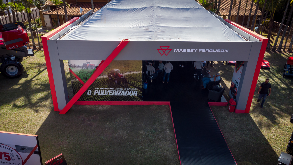 Fotografando Inovação e Tradição: Massey Ferguson na Feira Copercitrus 