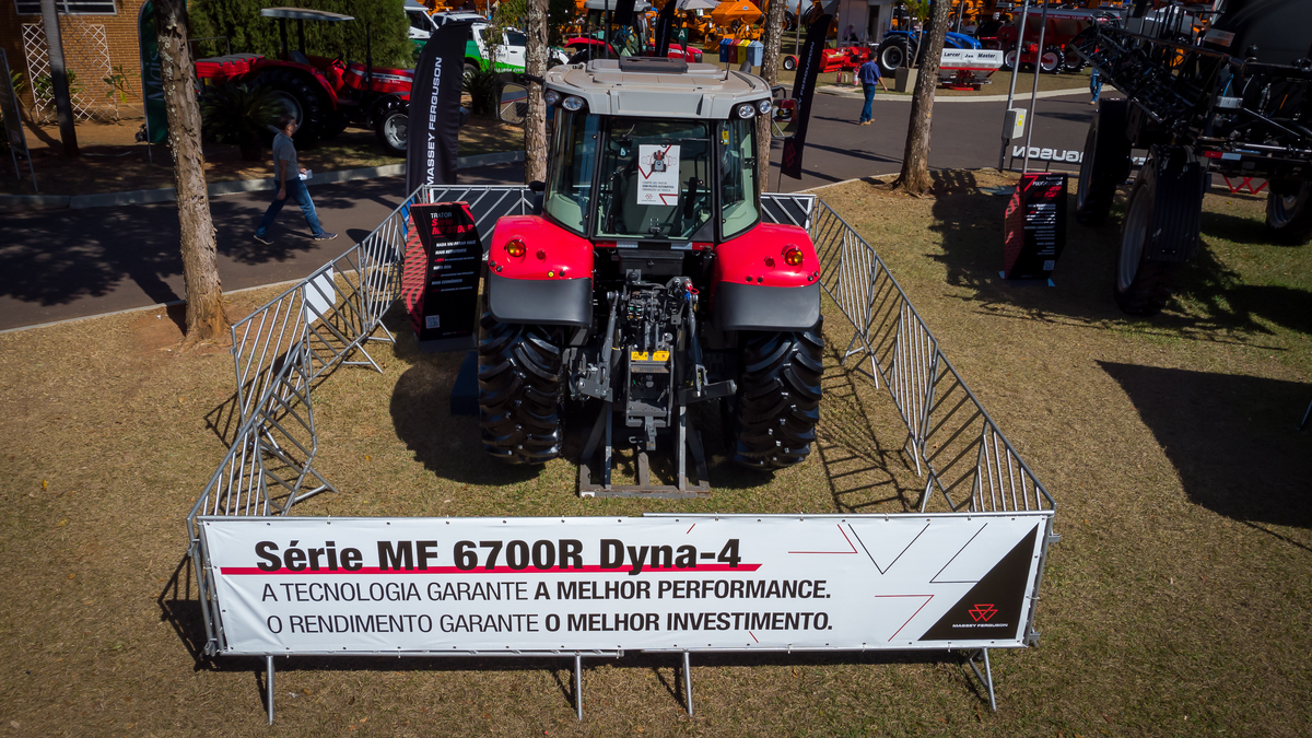 Fotografando Inovação e Tradição: Massey Ferguson na Feira Copercitrus 