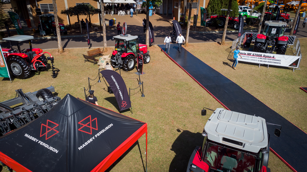 Fotografando Inovação e Tradição: Massey Ferguson na Feira Copercitrus 