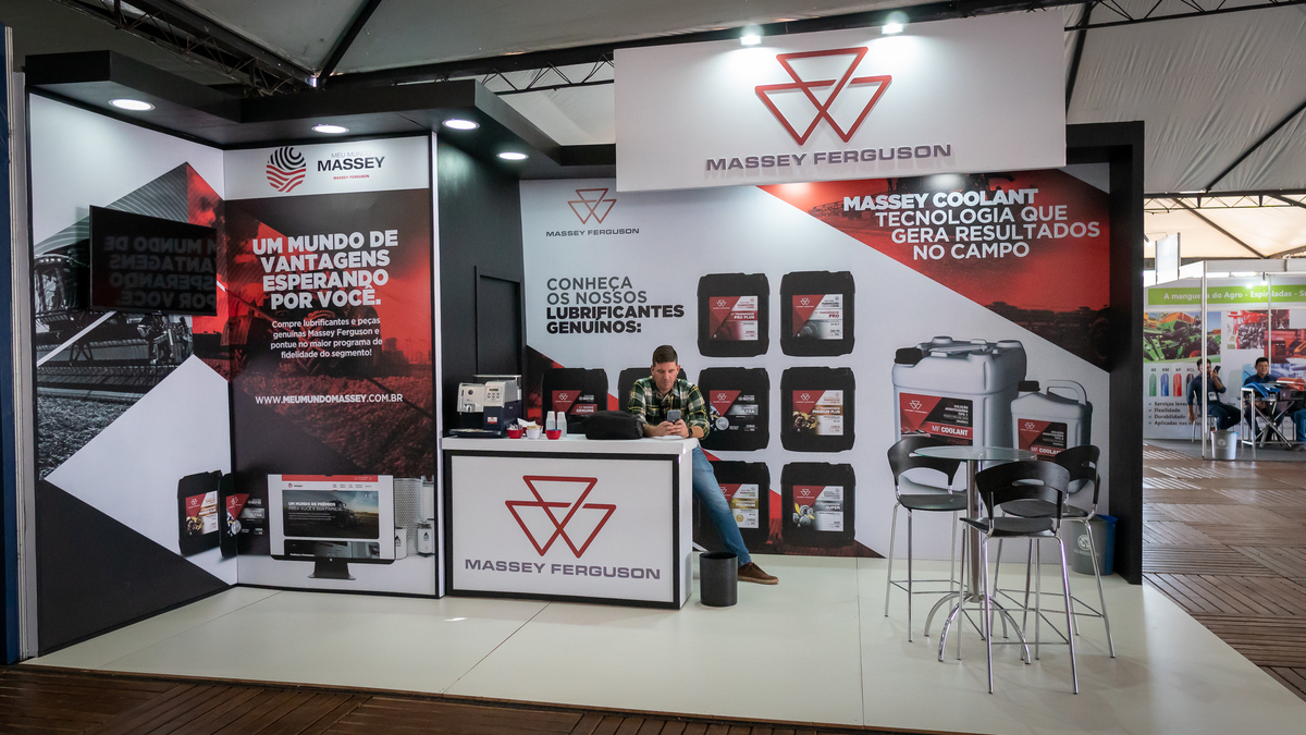 Fotografando Inovação e Tradição: Massey Ferguson na Feira Copercitrus 