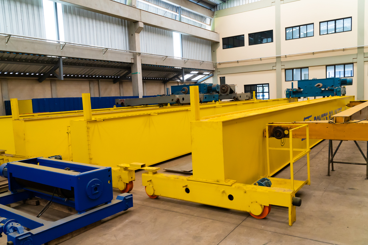 Documentando a Engenharia em Ação: Produção e Embarque pela JP Pontes Rolantes