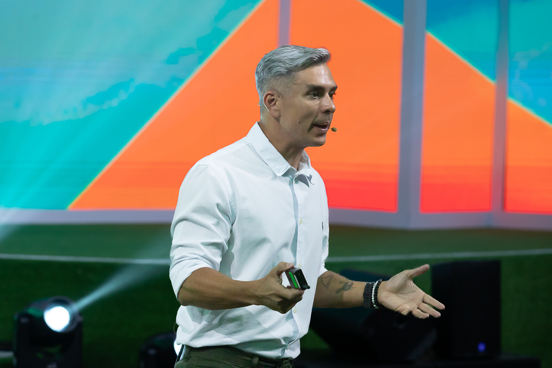 Fotografando a Palestra Motivacional de Ivan Moré 