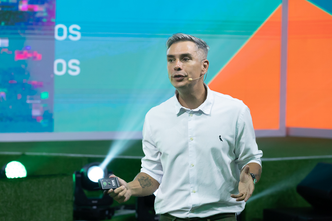 Fotografando a Palestra Motivacional de Ivan Moré 