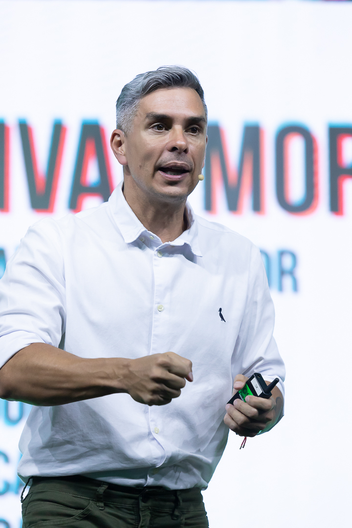 Fotografando a Palestra Motivacional de Ivan Moré 