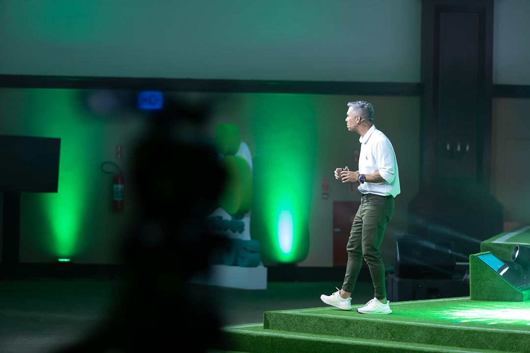 Fotografando a Palestra Motivacional de Ivan Moré 