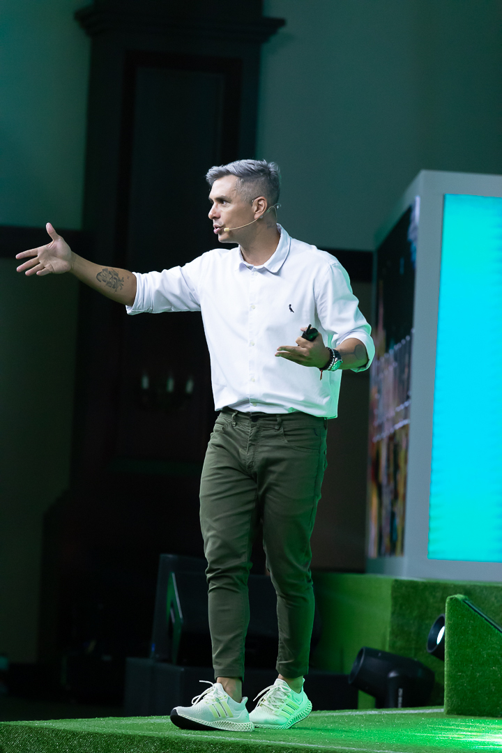 Fotografando a Palestra Motivacional de Ivan Moré 