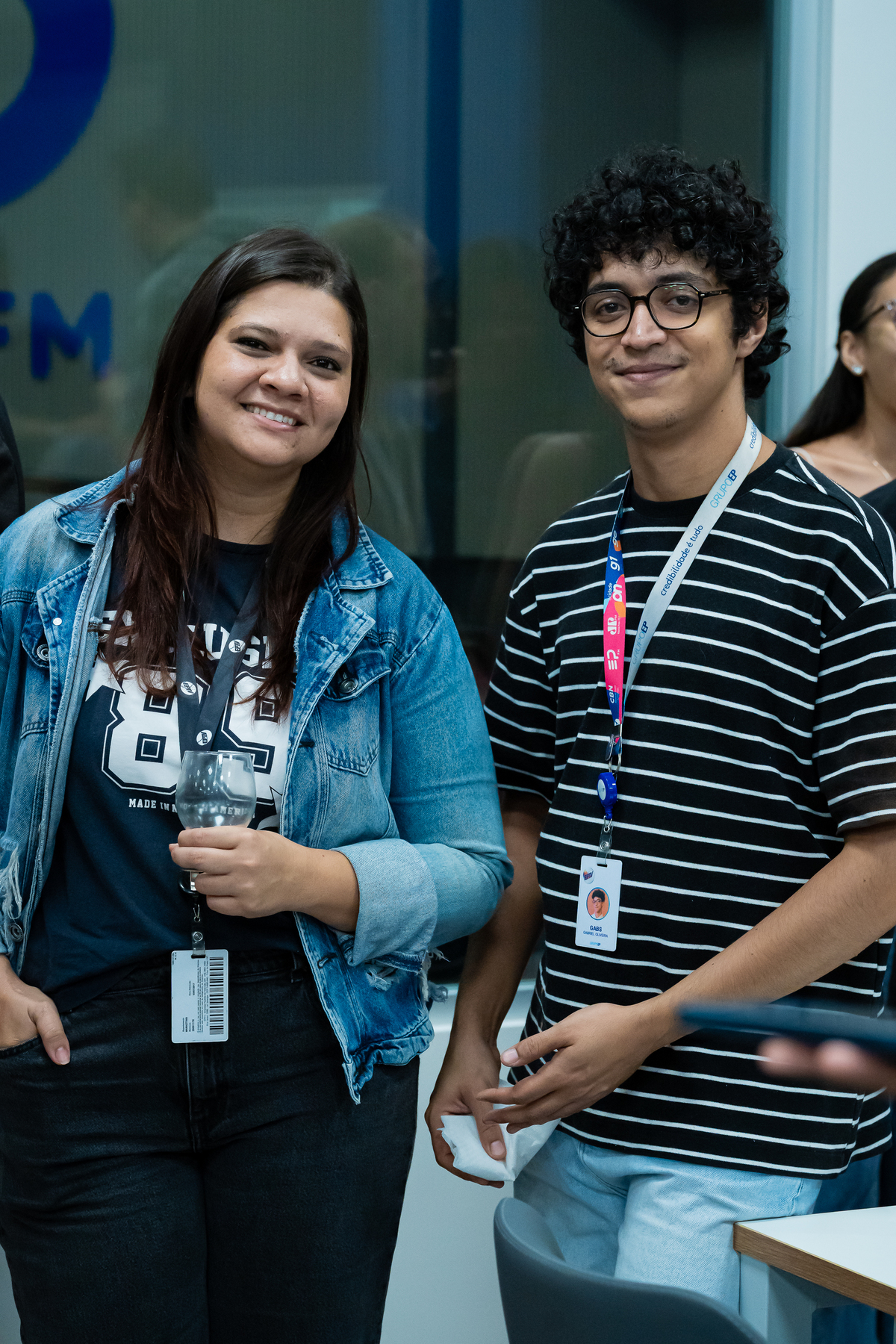 Colaboradores do Grupo EP celebram inauguração dos novos estúdios