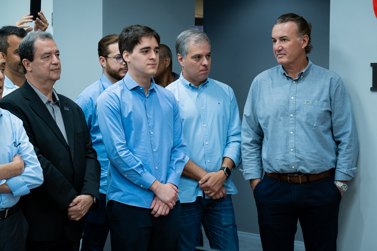 Diretores do Grupo EP na inauguração dos novos estúdios