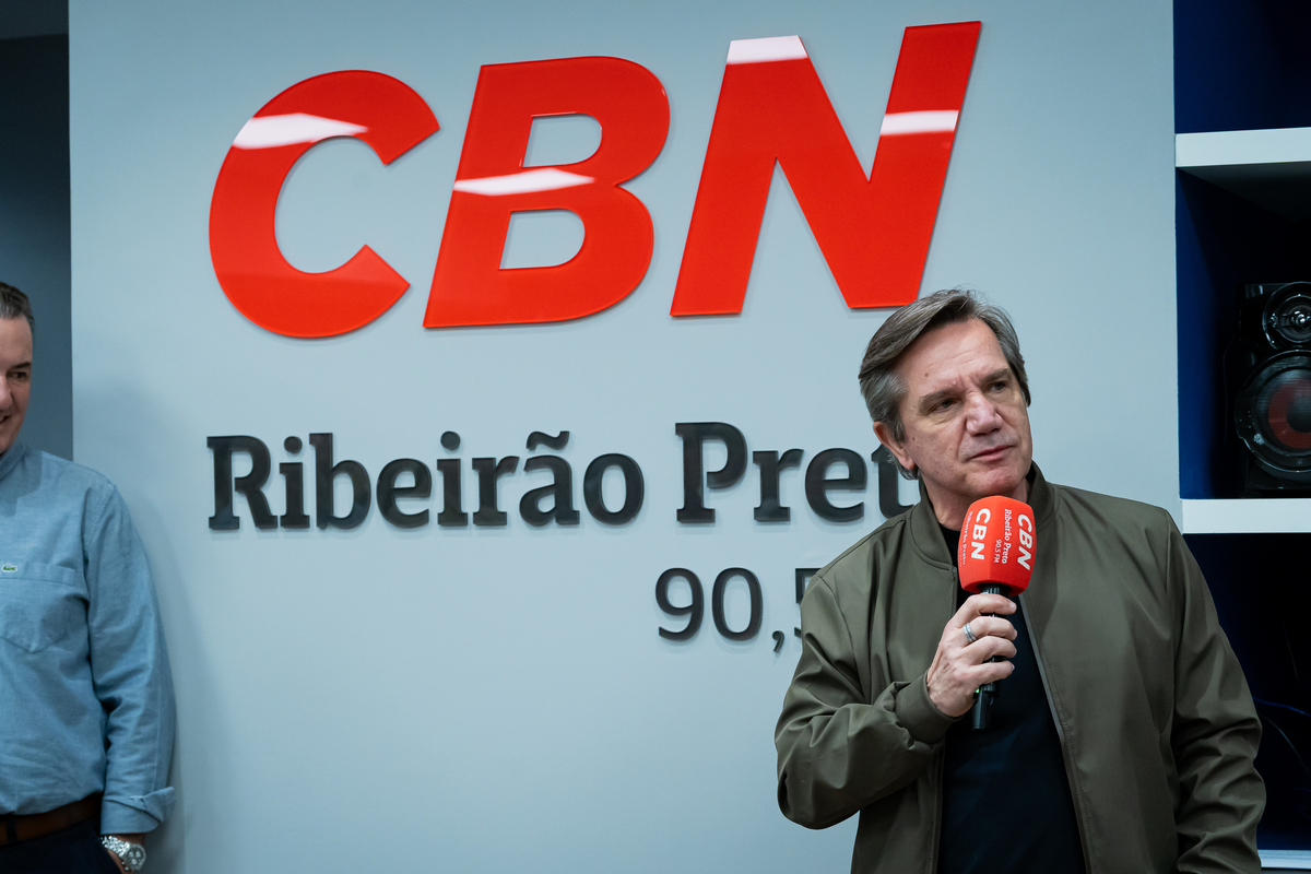 Diretores do Grupo EP na inauguração dos novos estúdios