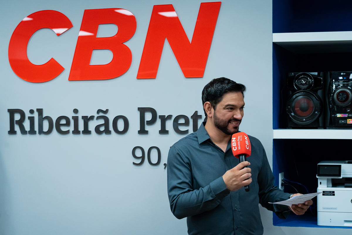 Diretores do Grupo EP na inauguração dos novos estúdios
