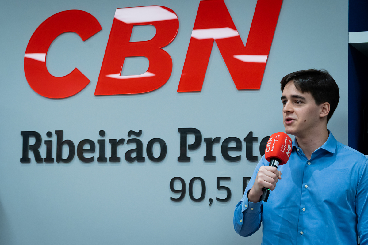 Diretores do Grupo EP na inauguração dos novos estúdios