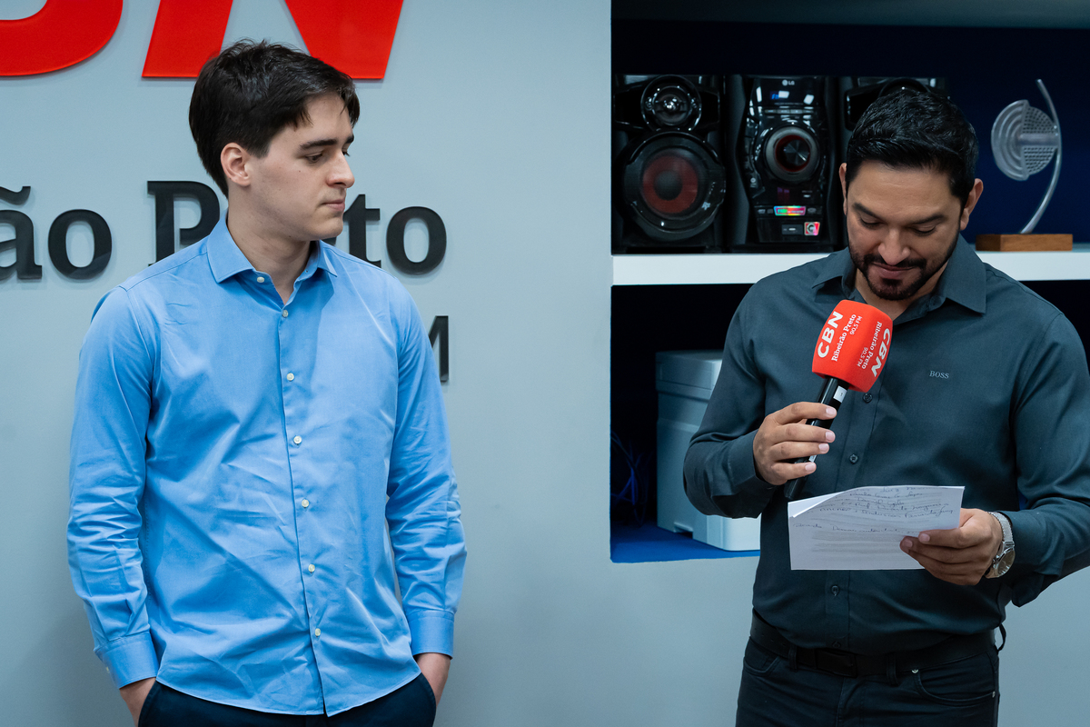 Diretores do Grupo EP na inauguração dos novos estúdios