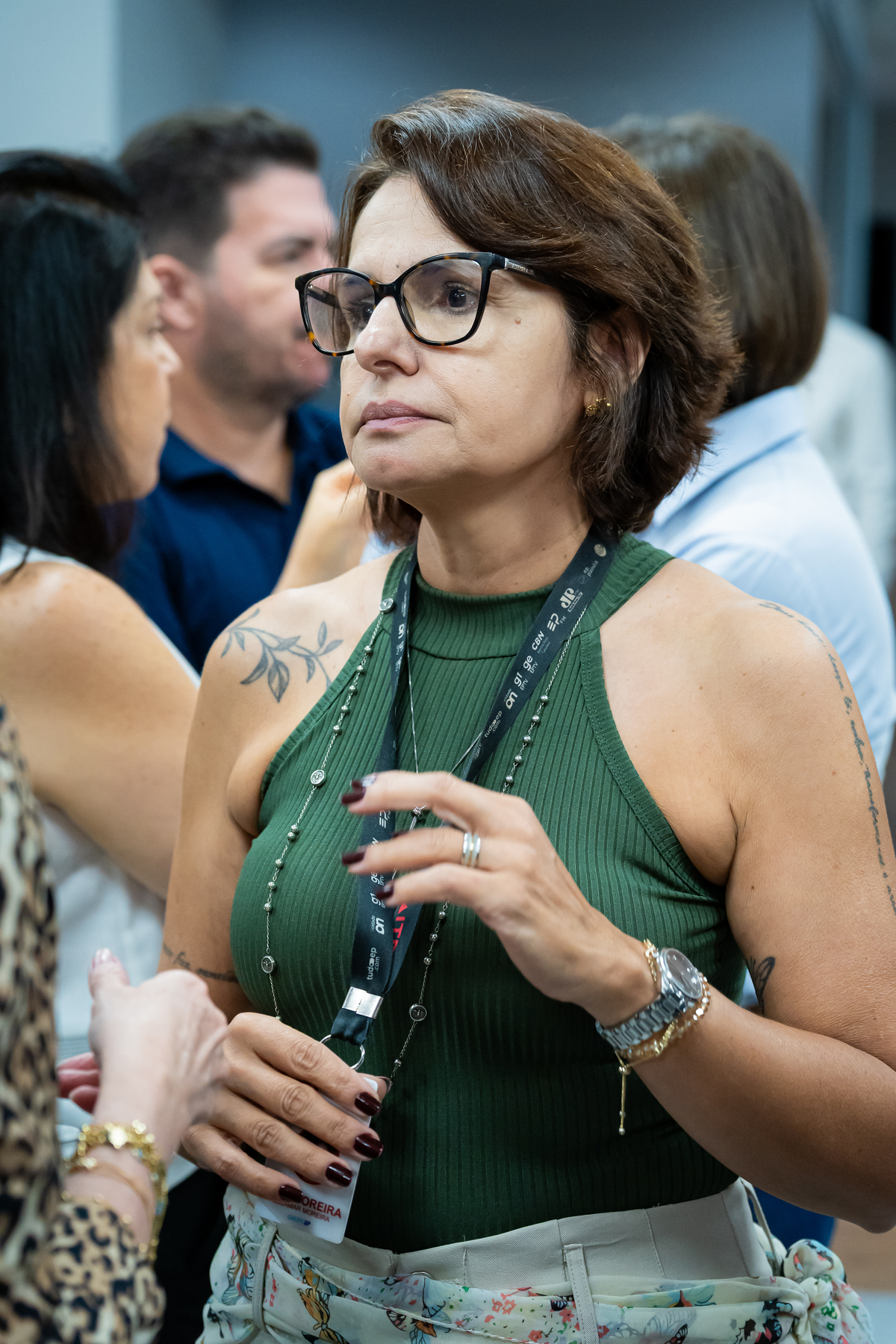 Colaboradores do Grupo EP celebram inauguração dos novos estúdios