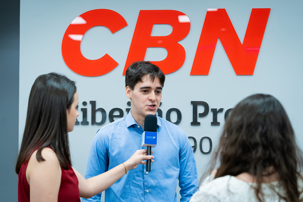 Diretores do Grupo EP na inauguração dos novos estúdios