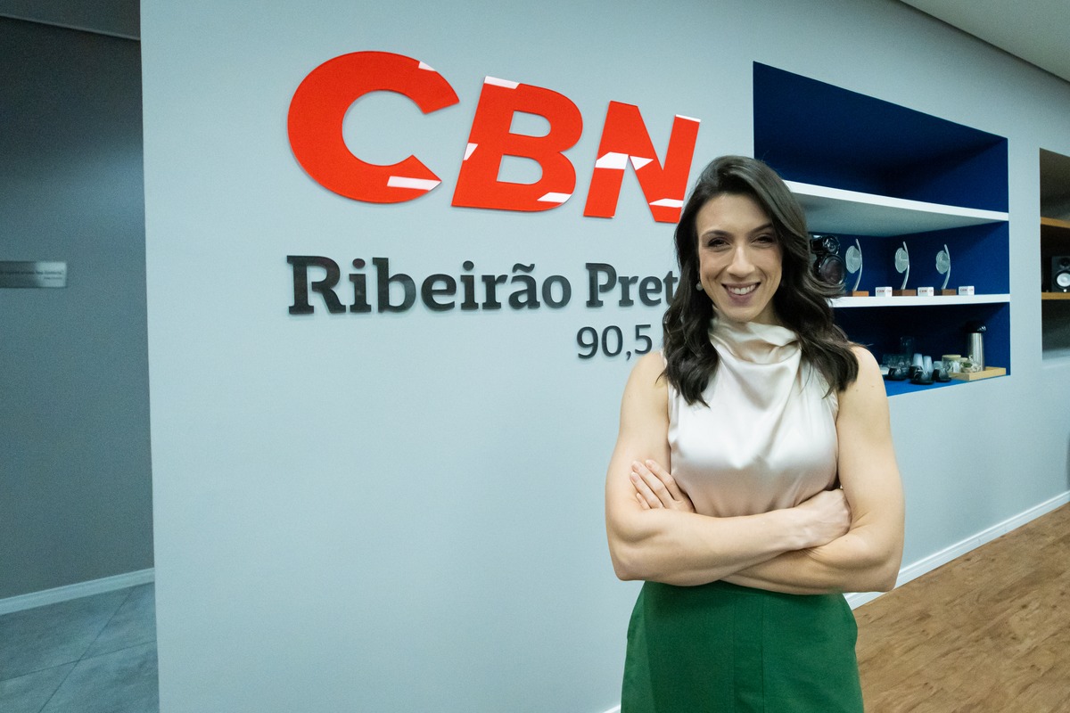 Colaboradores do Grupo EP celebram inauguração dos novos estúdios