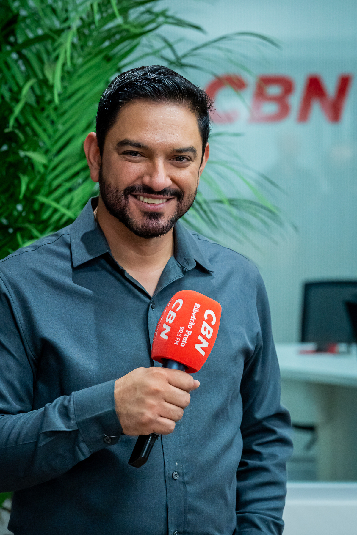 Colaboradores do Grupo EP celebram inauguração dos novos estúdios