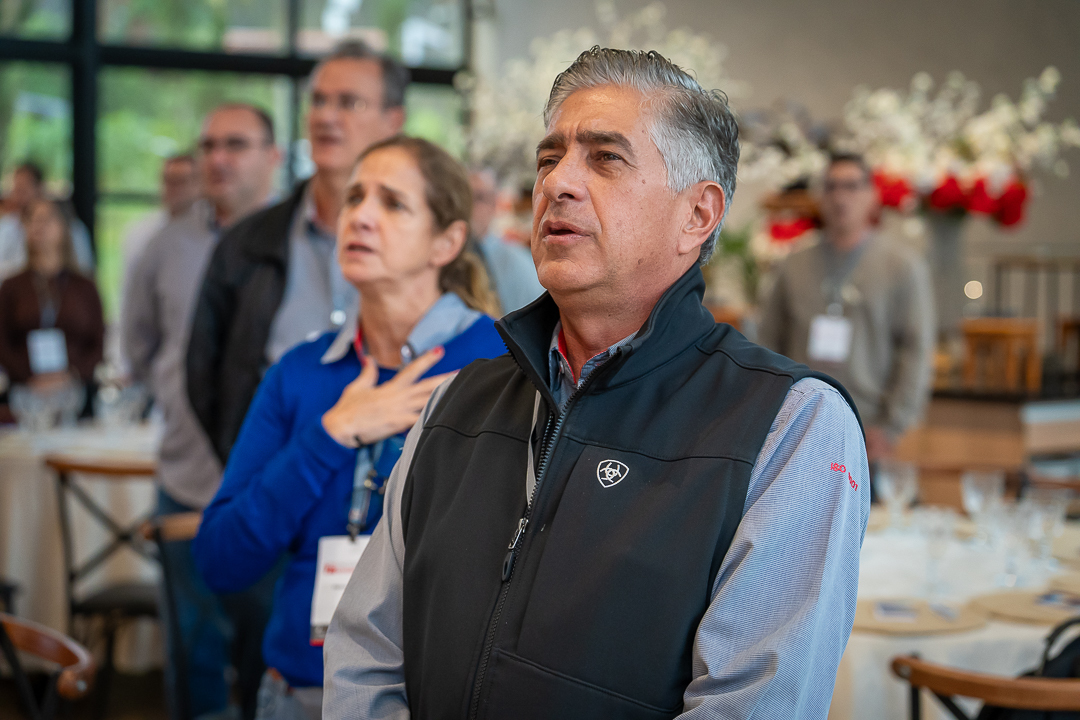 Empresários e parceiros reunidos no encontro da Jumil