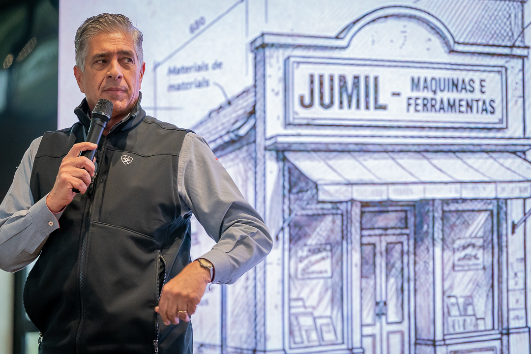Empresários e parceiros reunidos no encontro da Jumil