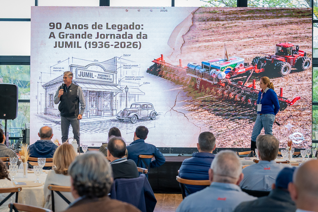 Empresários e parceiros reunidos no encontro da Jumil