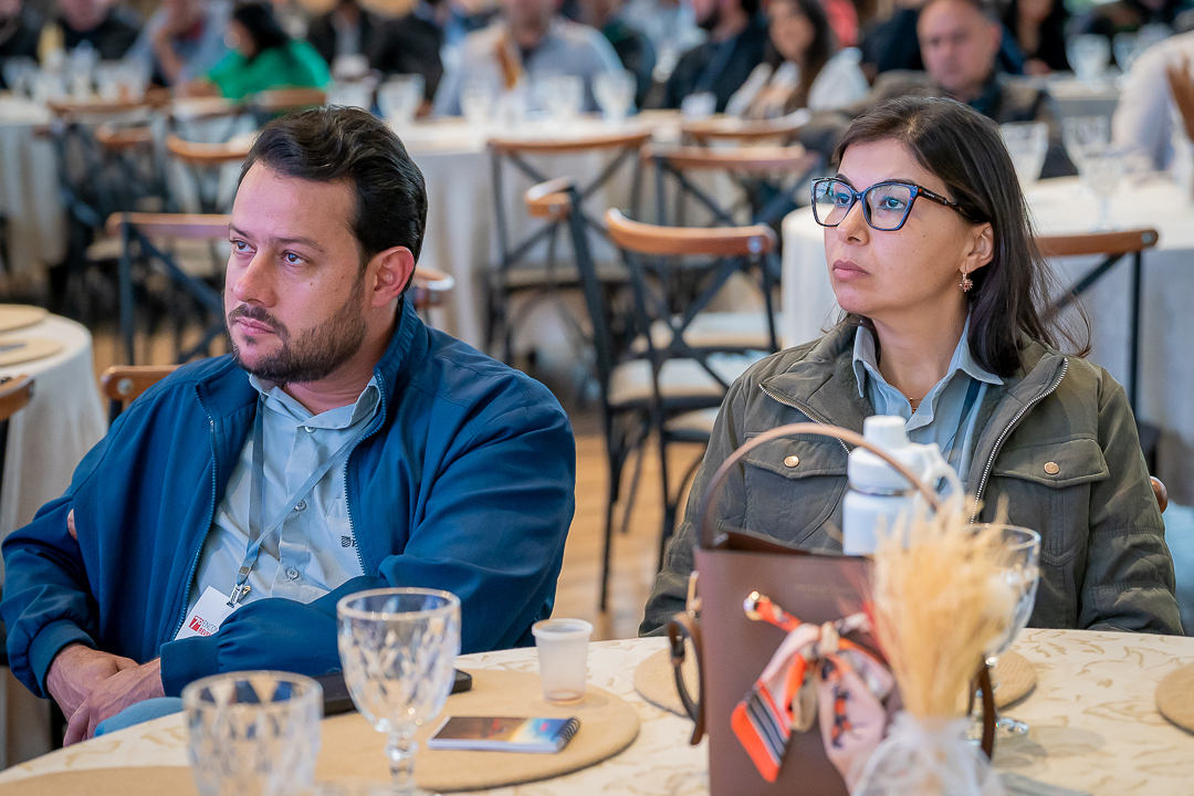 Empresários e parceiros reunidos no encontro da Jumil