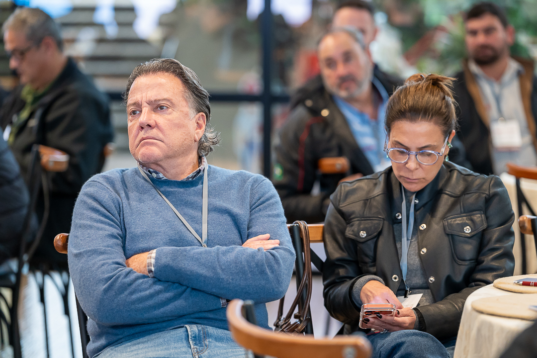 Empresários e parceiros reunidos no encontro da Jumil