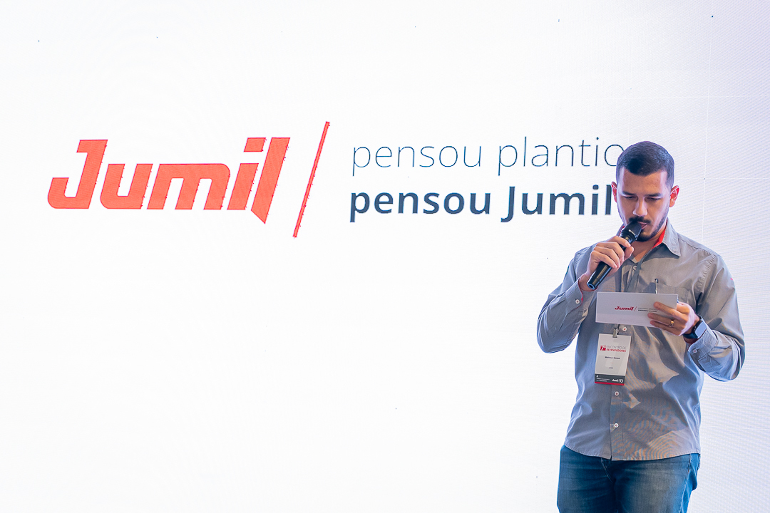 Empresários e parceiros reunidos no encontro da Jumil