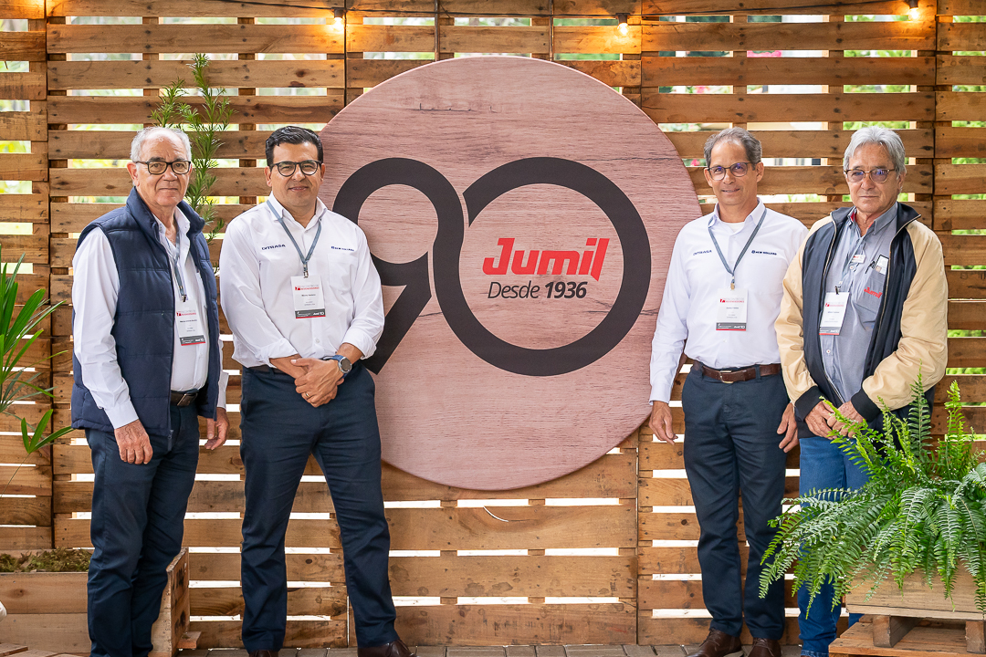 Recepção dos convidados no 7º Encontro de Revendedores Jumil