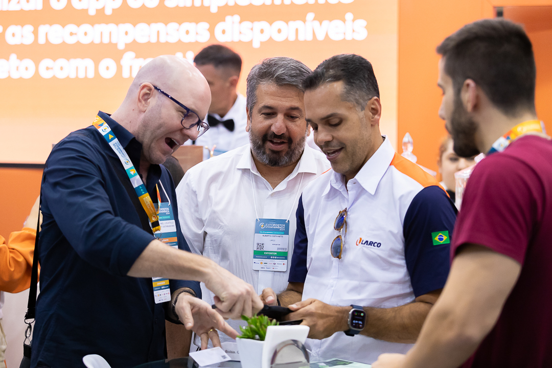 O estande da Larco pronto para receber clientes e parceiros