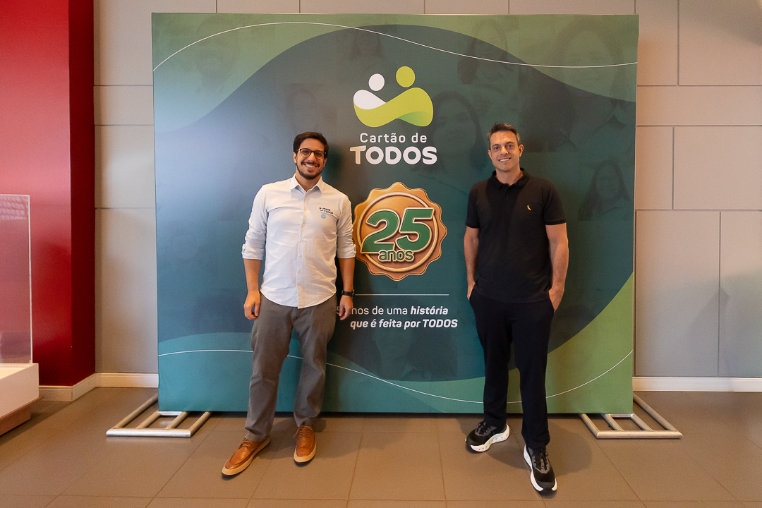 Diretoria da AmorSaúde reunida na celebração dos 25 anos do Cartão de TODOS