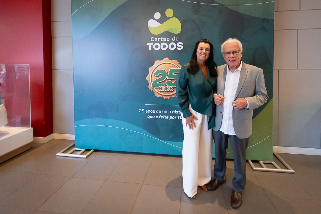 Diretoria da AmorSaúde reunida na celebração dos 25 anos do Cartão de TODOS