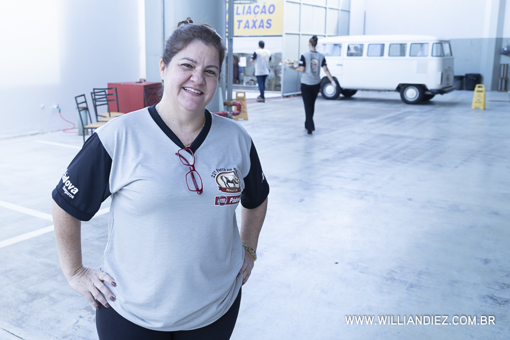 Porco-no-rolete-fiat-padova-sertaozinho