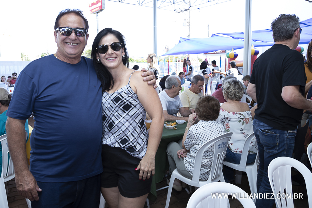 Porco-no-rolete-fiat-padova-sertaozinho