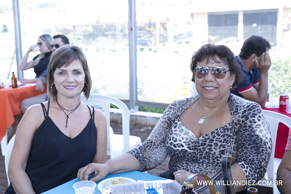 Porco-no-rolete-fiat-padova-sertaozinho