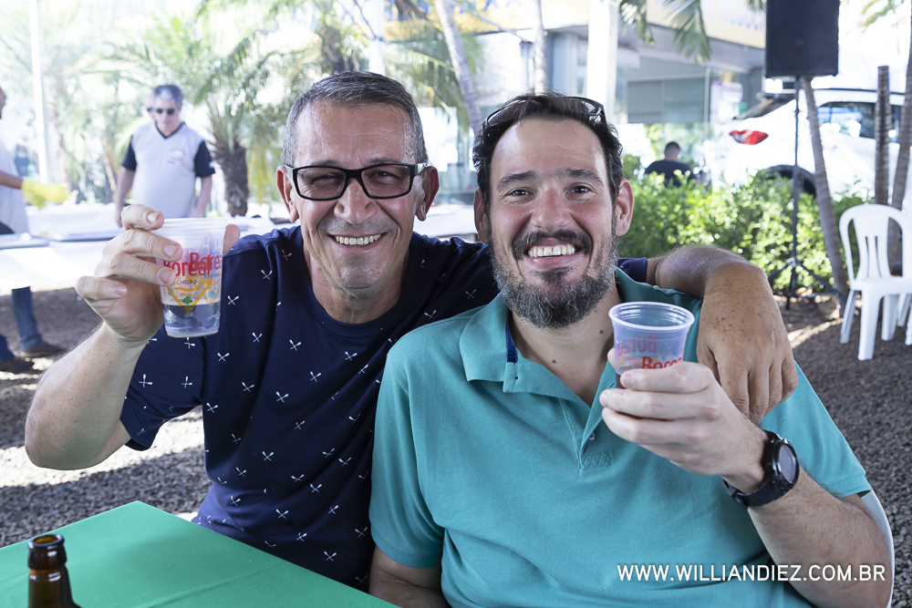 Porco-no-rolete-fiat-padova-sertaozinho