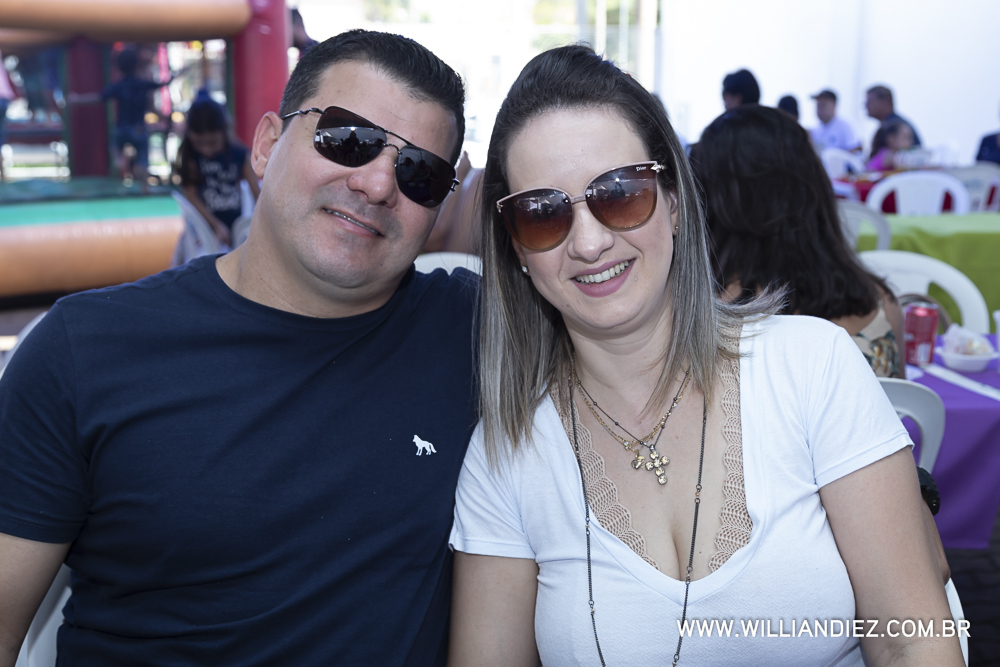 Porco-no-rolete-fiat-padova-sertaozinho