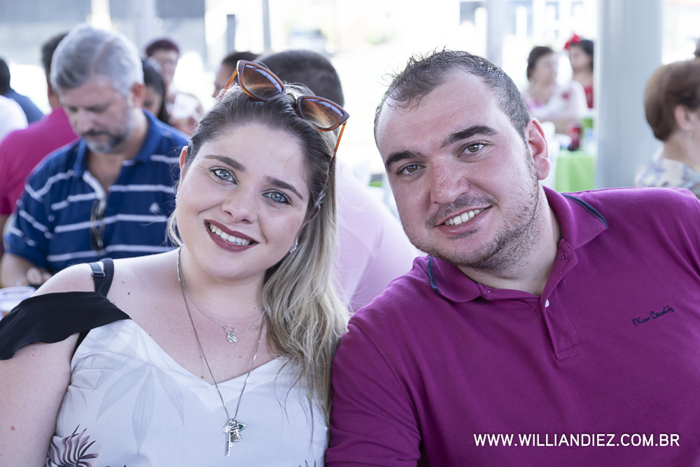 Porco-no-rolete-fiat-padova-sertaozinho