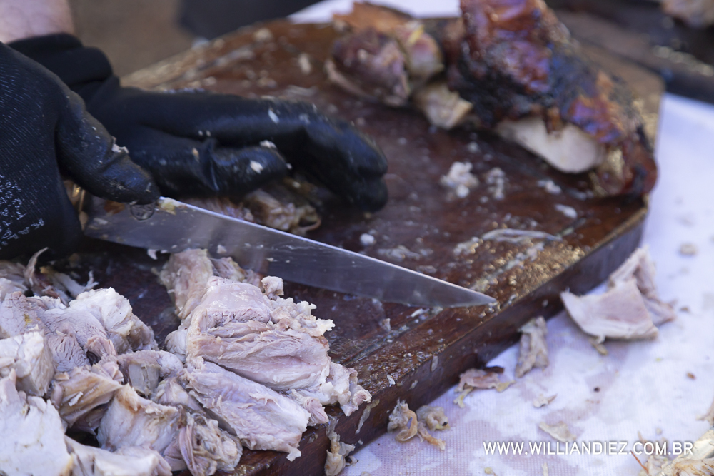 Porco-no-rolete-fiat-padova-sertaozinho