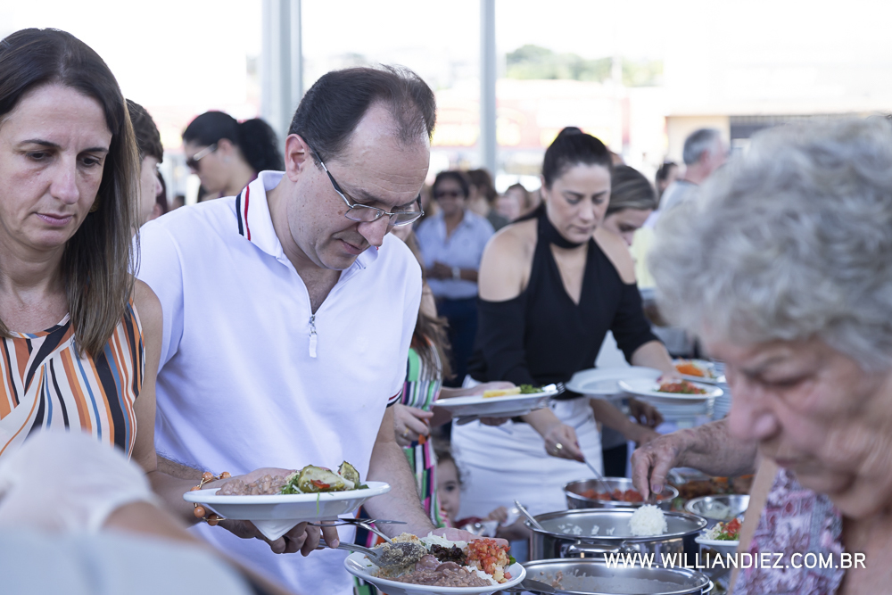 Porco-no-rolete-fiat-padova-sertaozinho