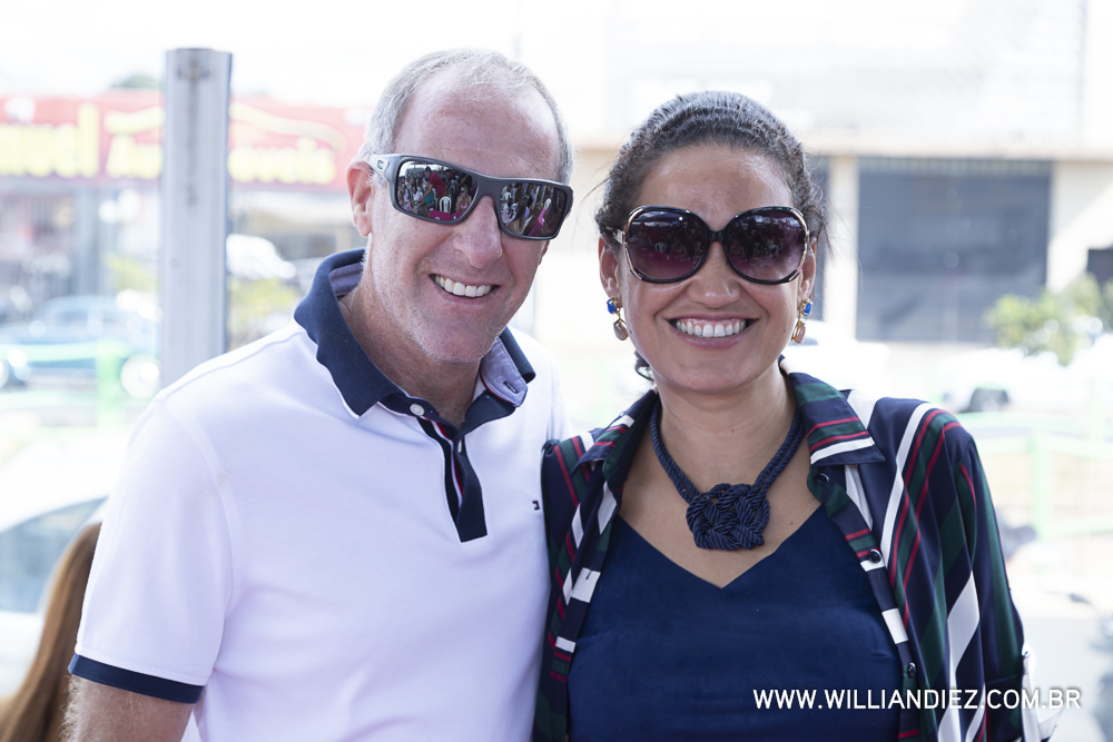 Porco-no-rolete-fiat-padova-sertaozinho