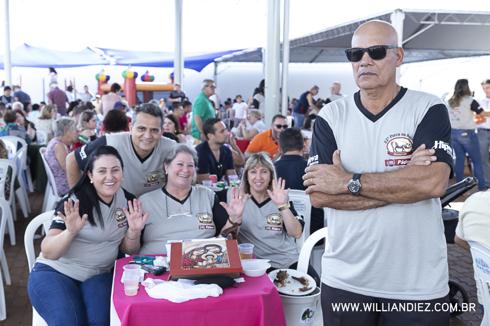 Porco-no-rolete-fiat-padova-sertaozinho
